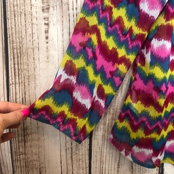 🔥5/$10🔥 Wrangler Pink Printed Aztec Top M - Picture 8 of 9